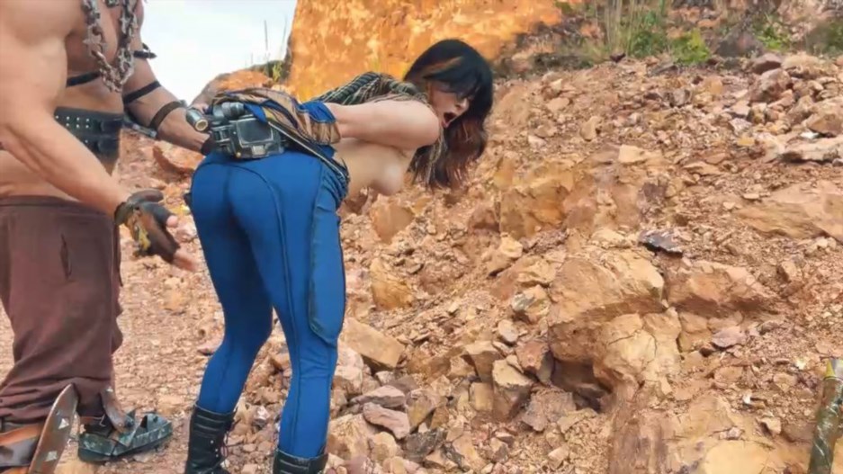 Sweetie Fox – New Fallout Cosplay Porn Sweetie Fox – Public Blowjob and Sex